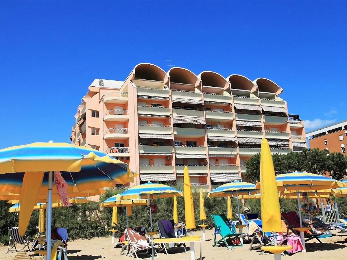 Belvilla By Oyo Snug Apartment With Garden Porto Santa Margherita Italia